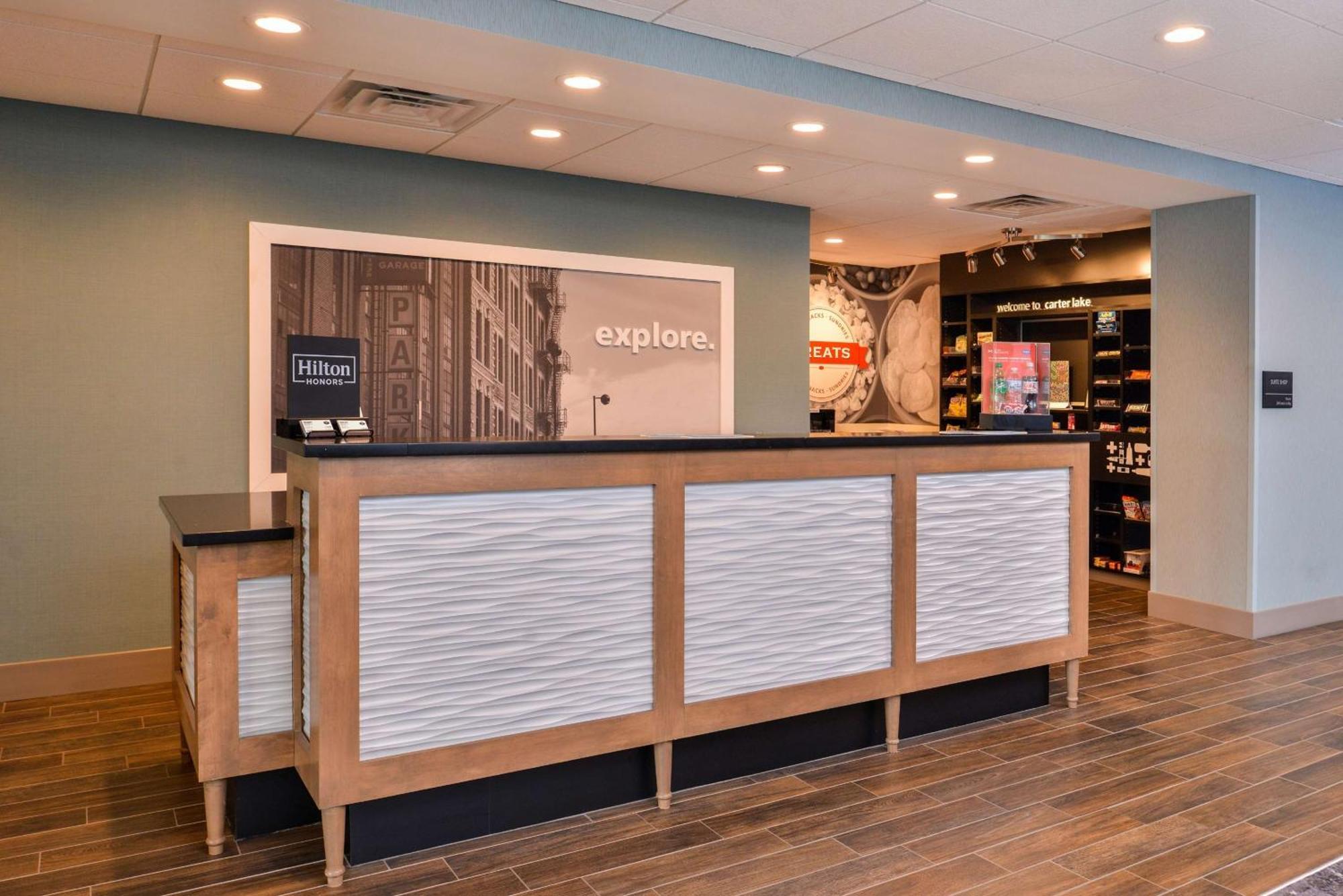Hampton Inn By Hilton Omaha Airport, Ia Carter Lake Kültér fotó